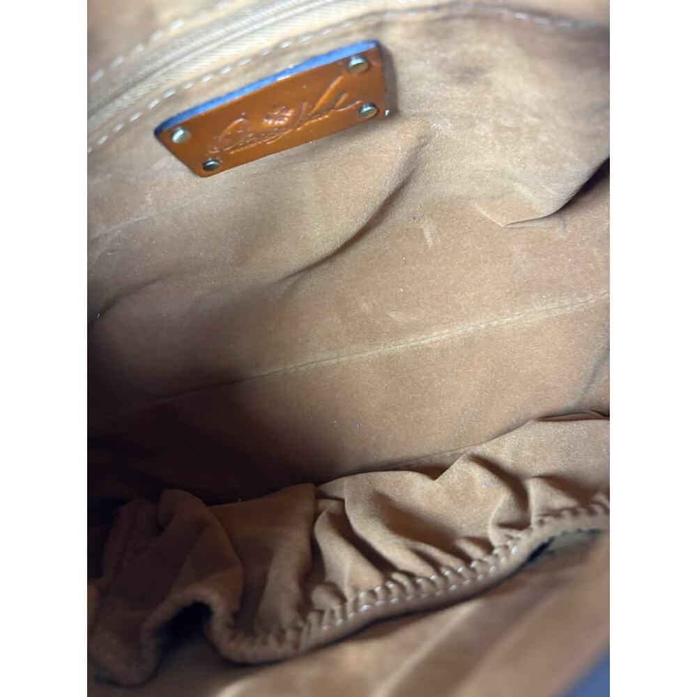 NWT Patricia Nash Cream Leather Shoulder Bag - Picture 8 of 10